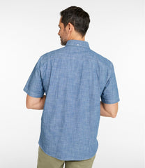 Traditional Untucked Fit Short-Sleeve Men's Comfort Stretch® Chambray Shirt