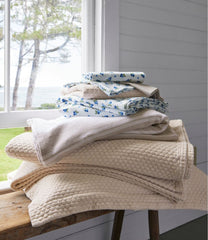 Organic Honeycomb Matelassé Bedspread