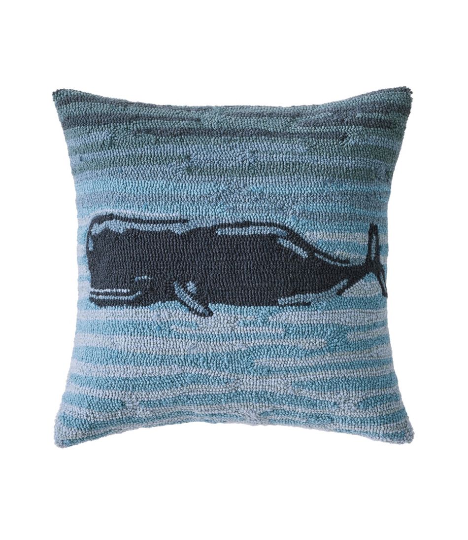 Indoor/Outdoor Hooked Pillow 18x18 Whale