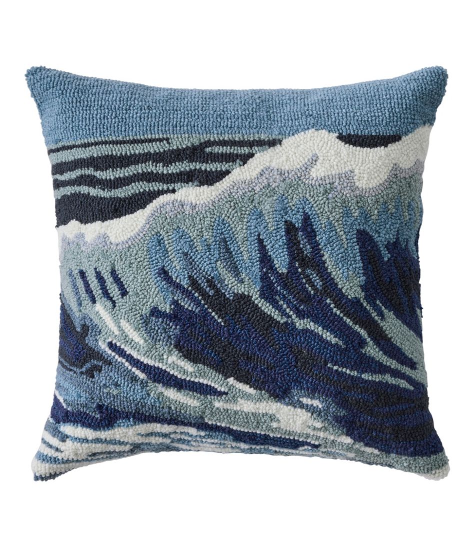 Indoor/Outdoor Hooked Pillow 18x18 Ocean Waves