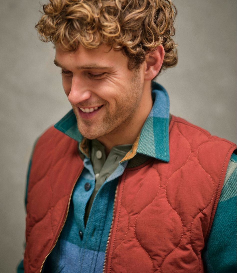 Men's Signature Reversible Quilted Vest