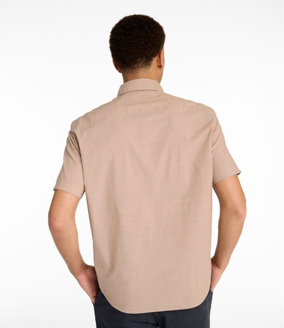 Short-Sleeve Slightly Fitted Untucked Fit Men's Comfort Stretch Performance® Chambray Shirt