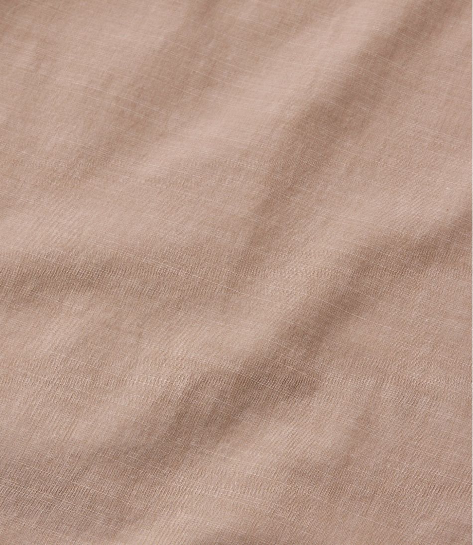 Short-Sleeve Slightly Fitted Untucked Fit Men's Comfort Stretch Performance® Chambray Shirt