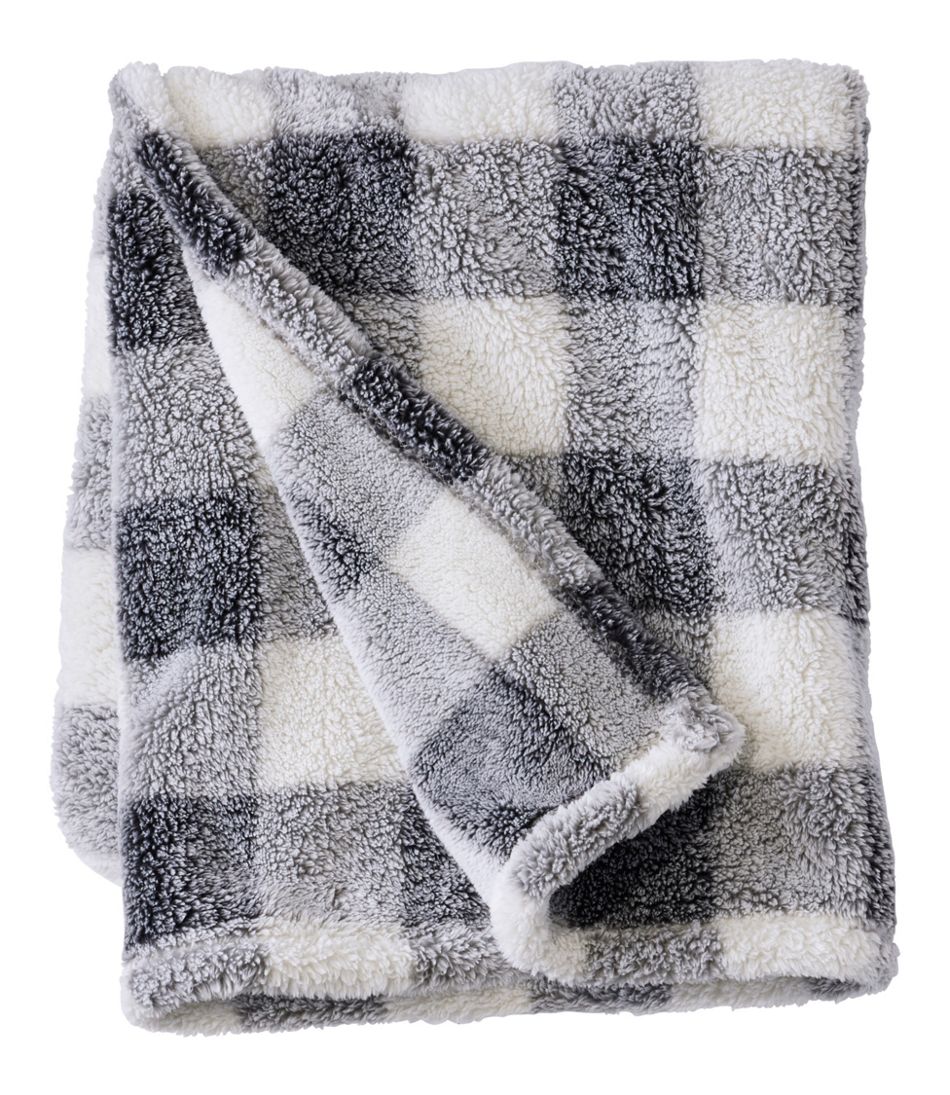 Cozy Plush Throw Plaid