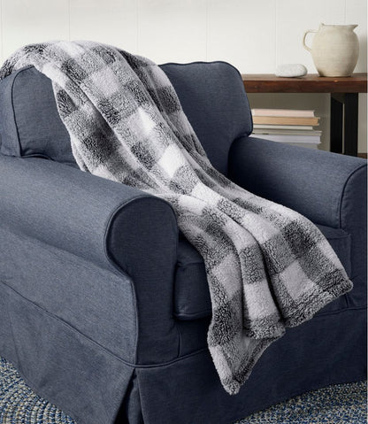 Cozy Plush Throw, Plaid