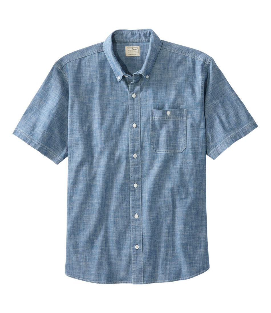 Traditional Untucked Fit Short-Sleeve Men's Comfort Stretch® Chambray Shirt