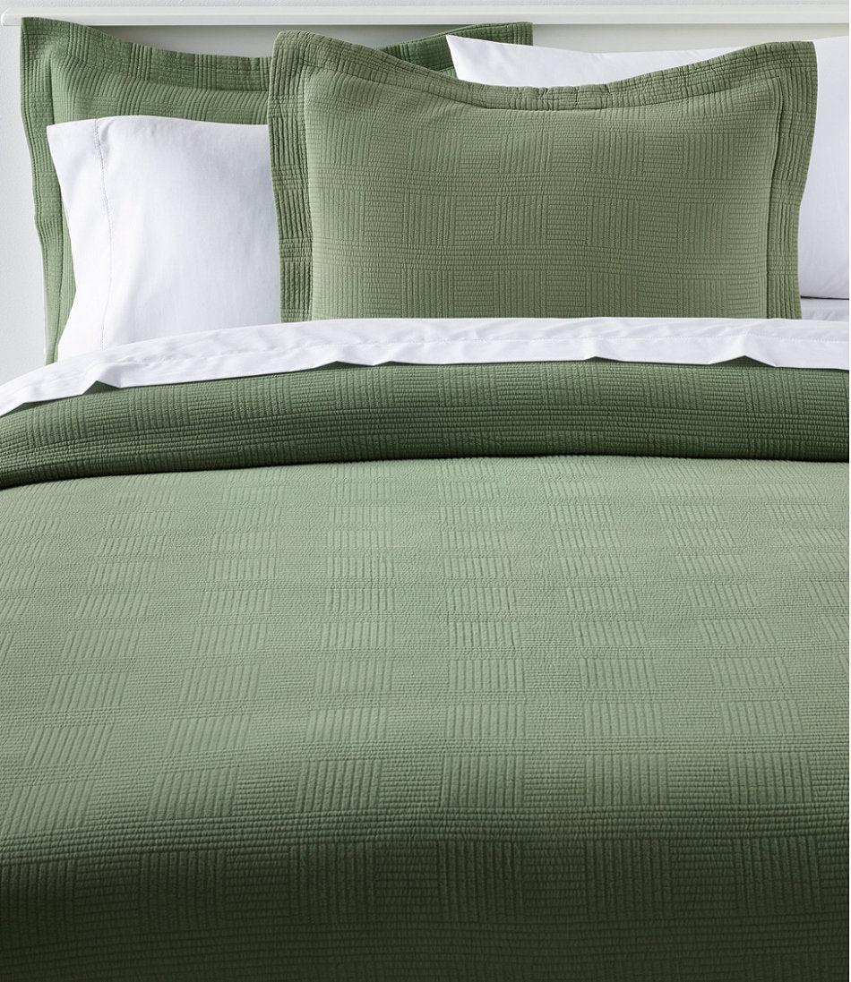 Vintage Matelassé Coverlet