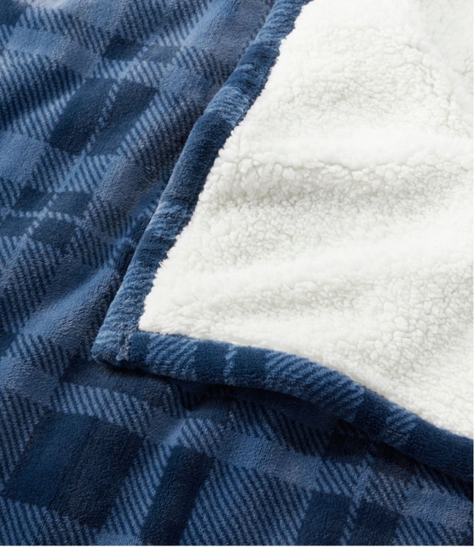 Plaid Wicked Plush Sherpa Throw