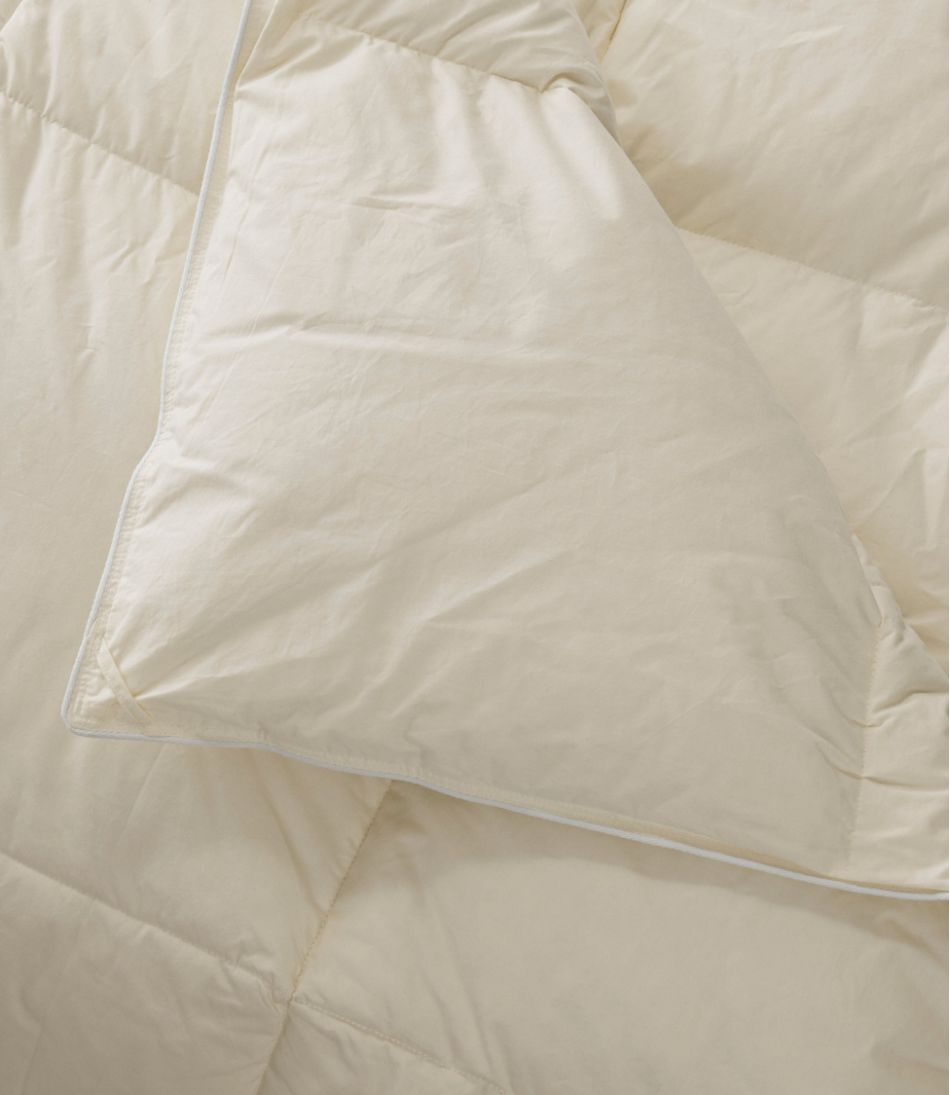 Warmer Box-Stitch Goose Down Comforter