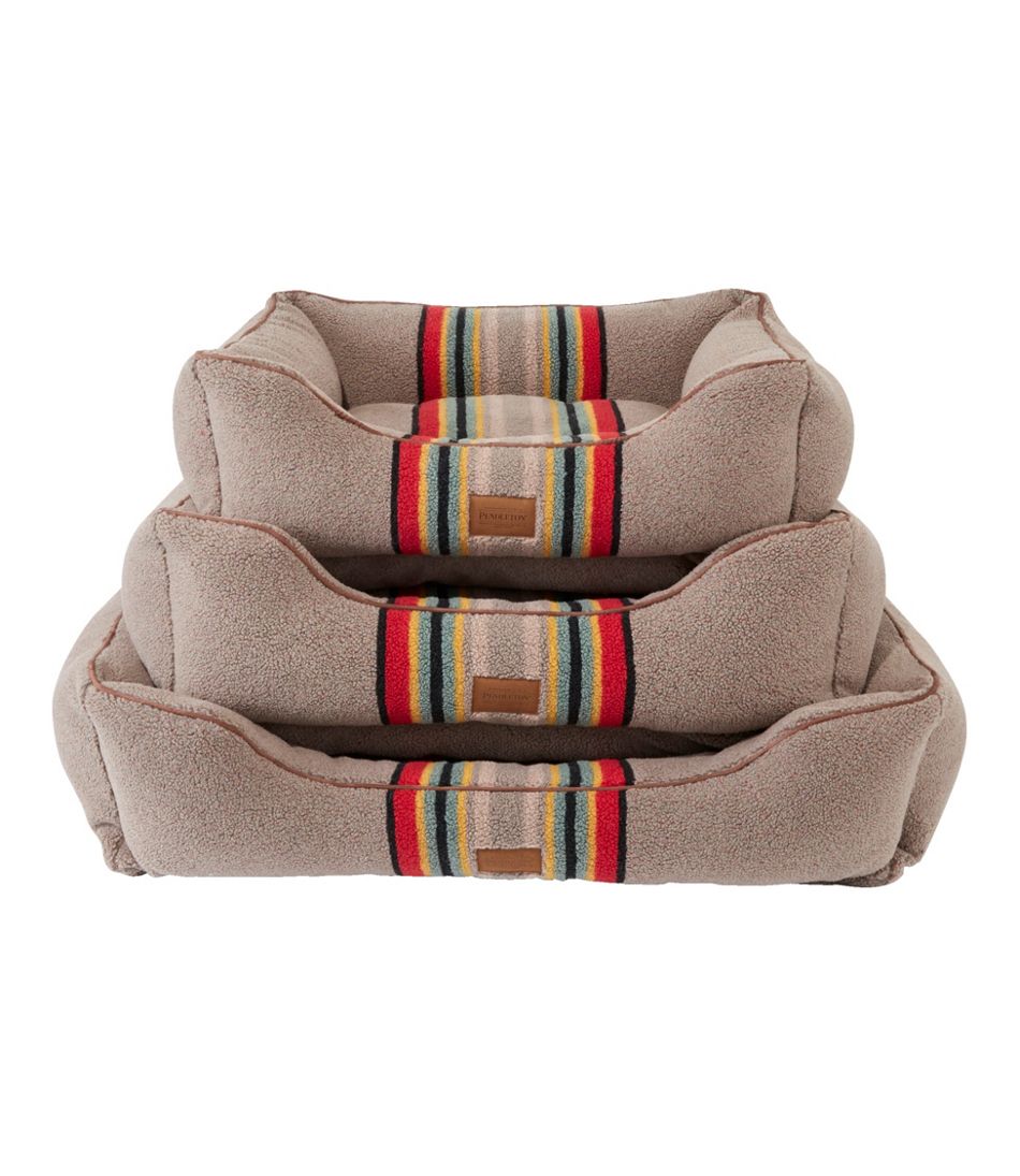 Vintage Camp Dog Bed