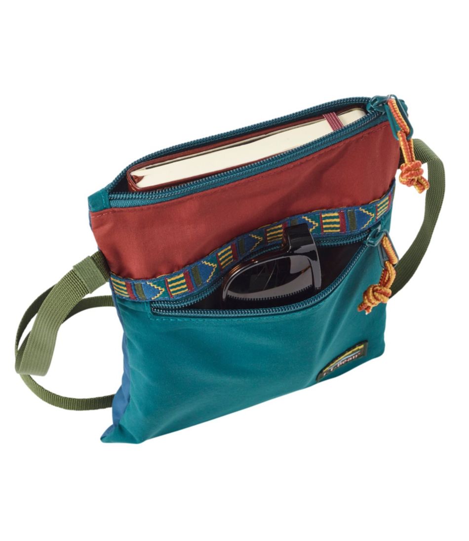 Mountain Classic Crossbody Bag Multi