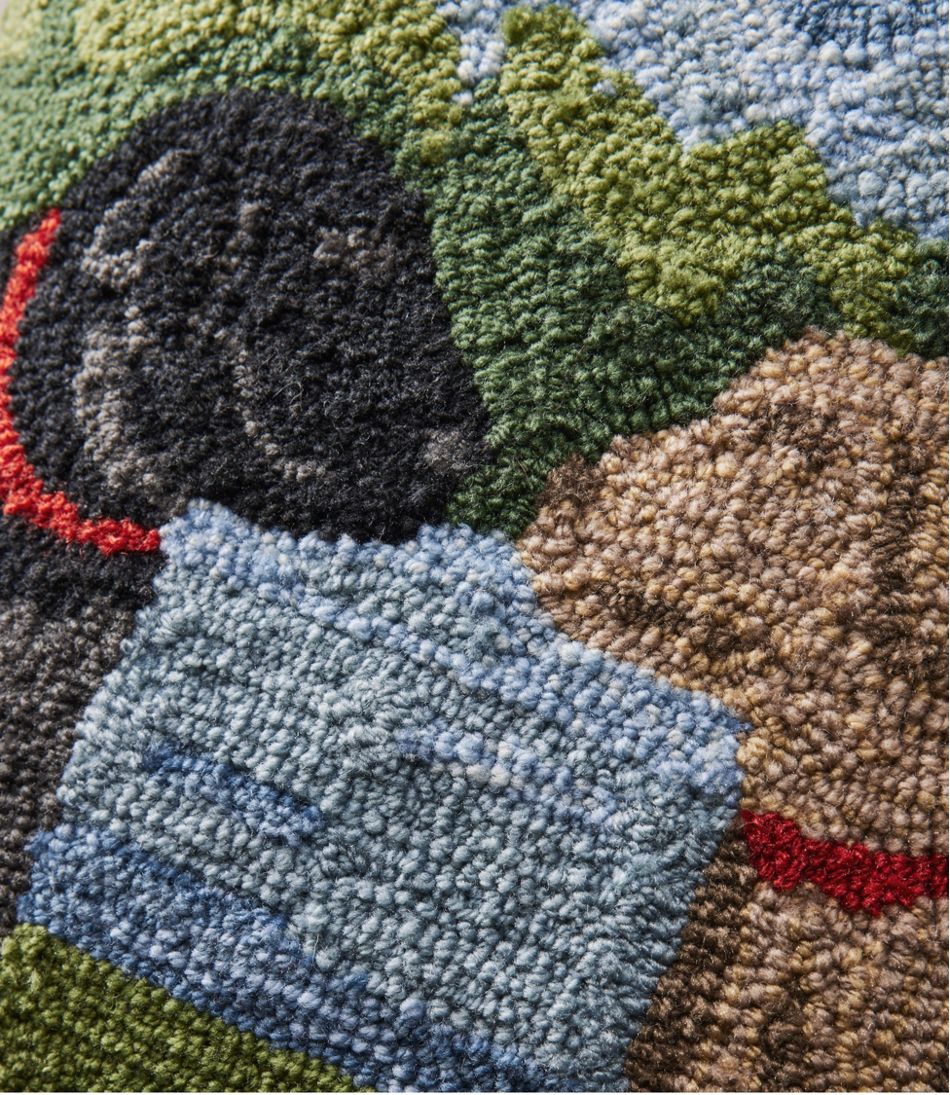 Indoor/Outdoor Hooked Pillow Mountain Dogs