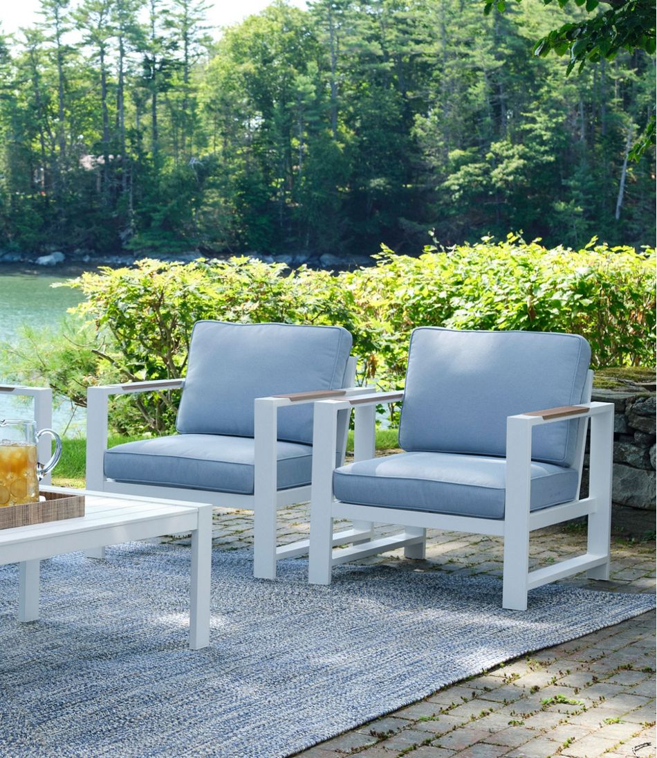 Set of Two White Aluminum Deep Seating Armchair with Blue Cushions