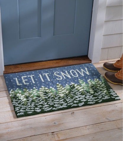 Indoor/Outdoor Vacationland Rug, Frosted Trees
