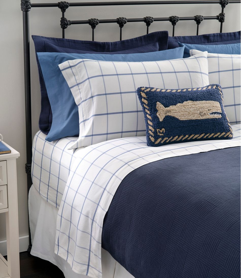 12" x 18" Whale Wool Hooked Throw Pillow