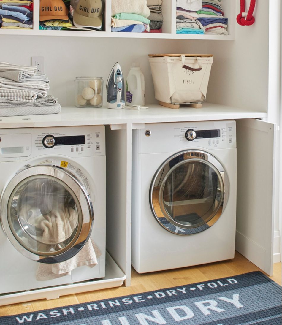 Steele Small Carry Basket With Wood Runners