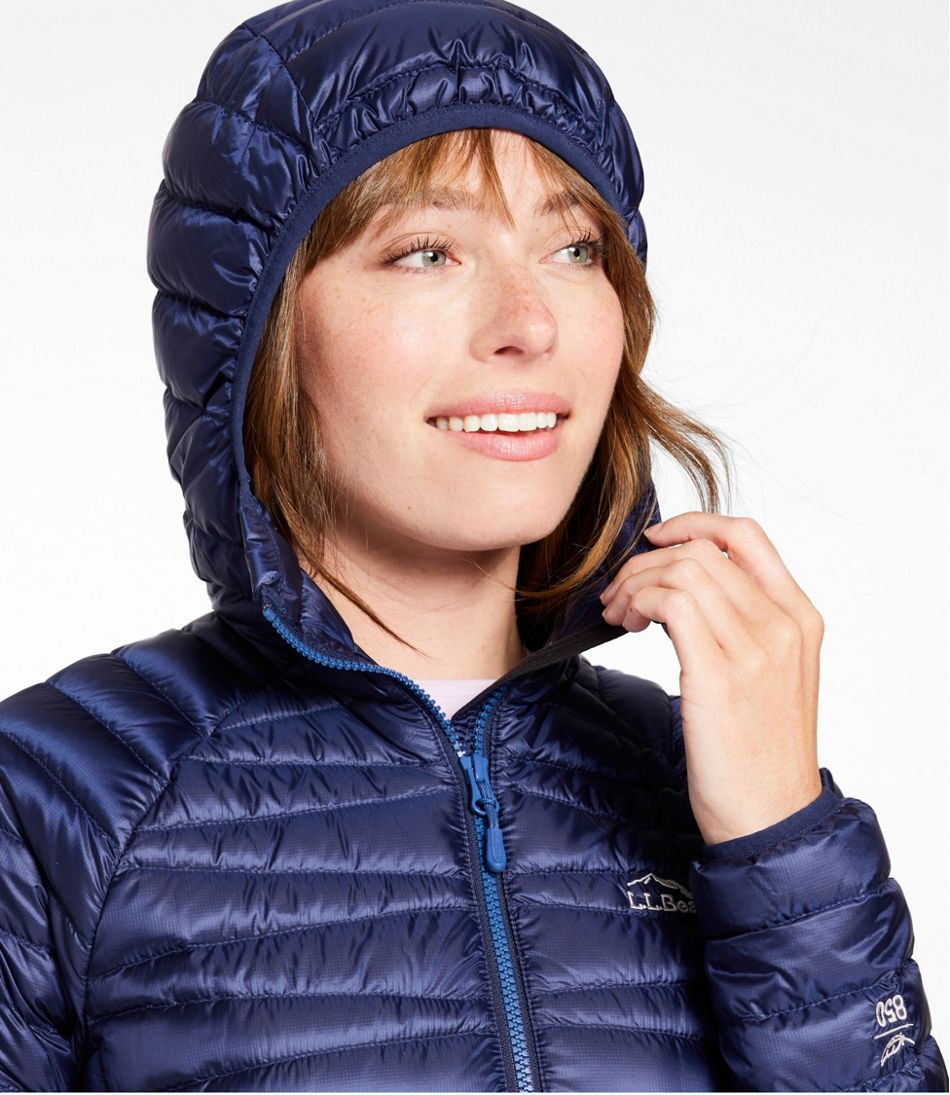 Women's Ultralight 850 Down Hooded Sweater